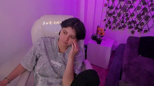 Nathaly_ds: απευθείας συνομιλία ΧΧΧ