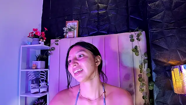 Chat XXX en directo de kendall_saenz