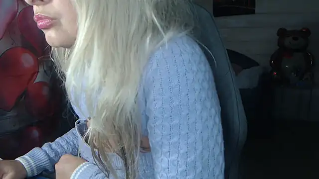 RubiLakrosn Live XXX chat