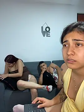 miaftmax's Live XXX Chat