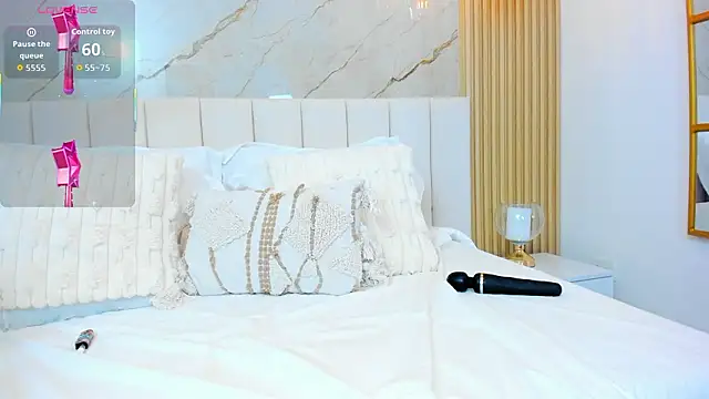 IvyStonne's Live XXX Chat