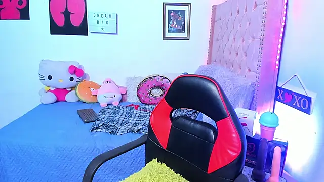 LillyCandy Chat XXX live