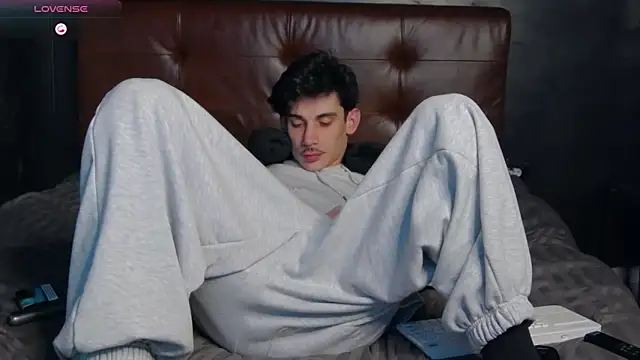 DanielCrush1 – Naživo XXX chat