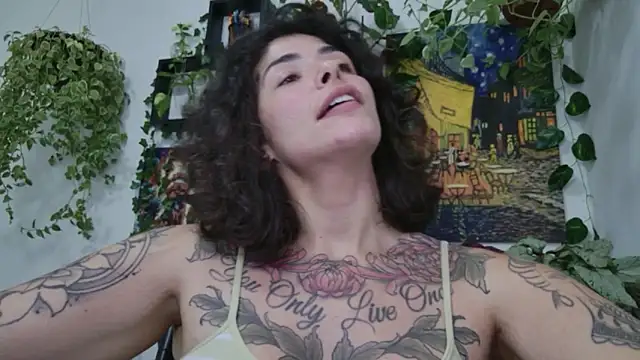 TaliMajesty – Naživo XXX chat