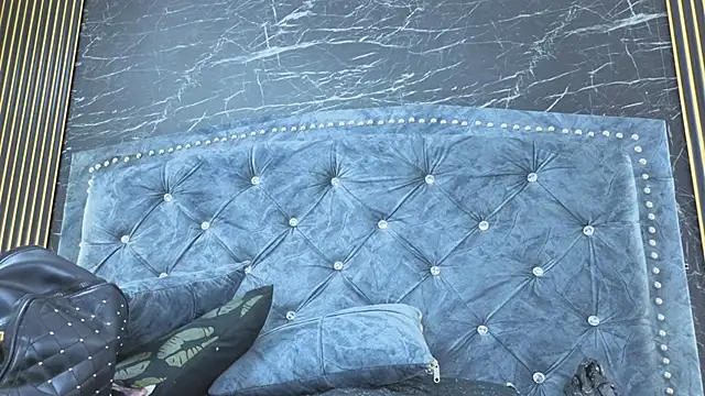 diosagolden: απευθείας συνομιλία ΧΧΧ