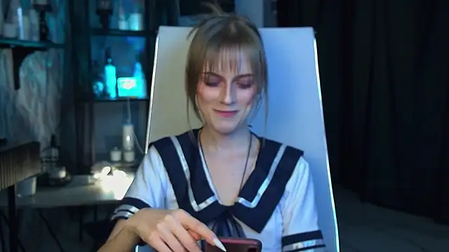 KiraMontoya 现场XXX聊天