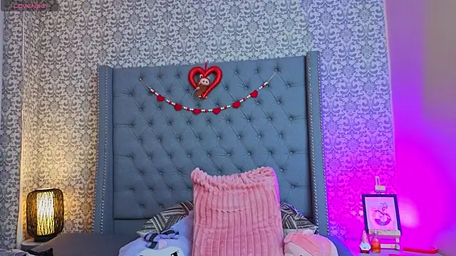 Abby_roussee: онлайн-секс-чат