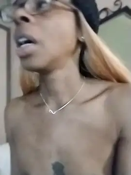 Jasmine_FullsShine: онлайн-секс-чат