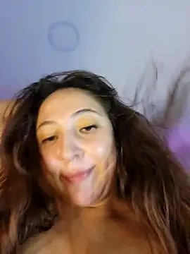 VickyHoult লাইভ XXX চ্যাট