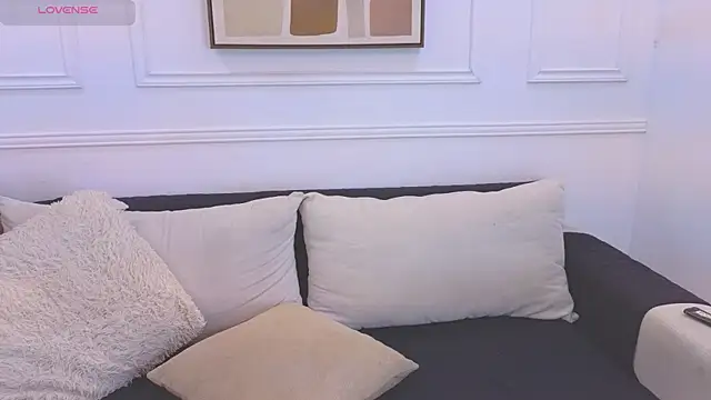 Mia_thompson_19's Live XXX Chat