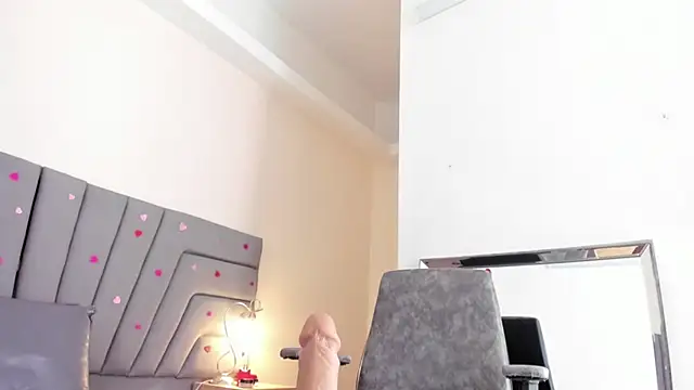 Maia_520 Adlı Modelin Web Kamerası Şovu