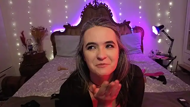 SilkenSin Live XXX-chat