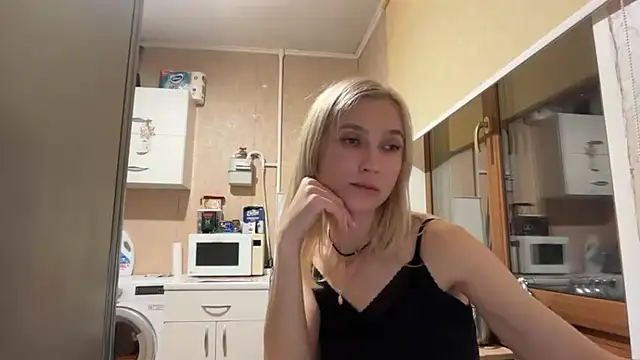XXX chat uživo modela AngelJeni