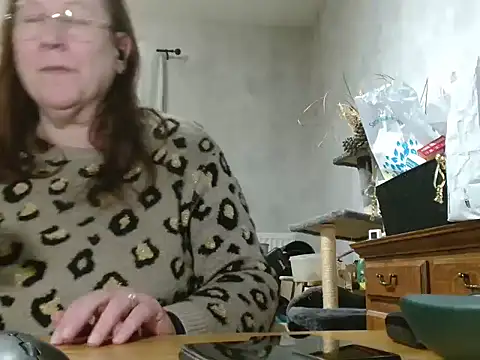 XXX chat uživo modela xmyriamx