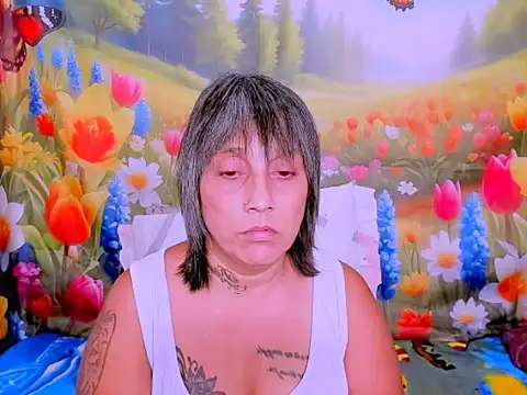 Chat +18 de indianroxy ao vivo