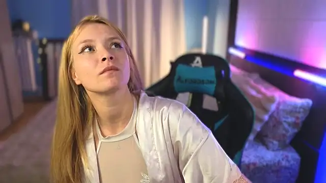 AnastasiaAniess' Live XXX Chat