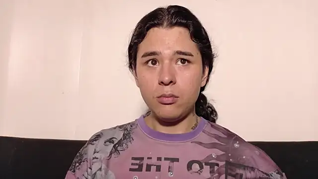 Angel-umbra 即時 XXX 聊天