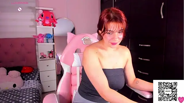 Chat +18 de Vannessa__Shy ao vivo