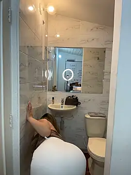 Antonella_JulietaのライブXXXチャット