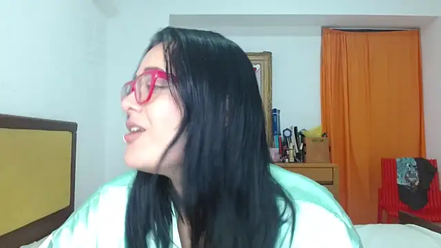 Nova-Satela's Live XXX Chat