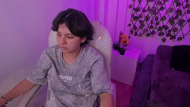 Chatroom XXX en direct de Nathaly_ds