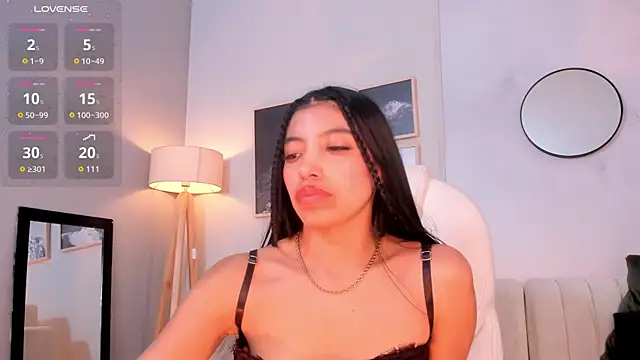 Tiffany_LowのライブXXXチャット