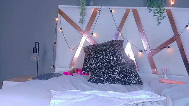 SeleneGibson__'s Live XXX Chat