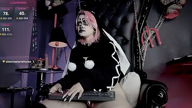 Онлайн чат XXX Navier__