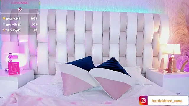 Viollet_xoxo Obrolan Langsung XXX