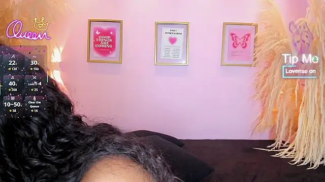 SunnyGilmoree Chat XXX in diretta