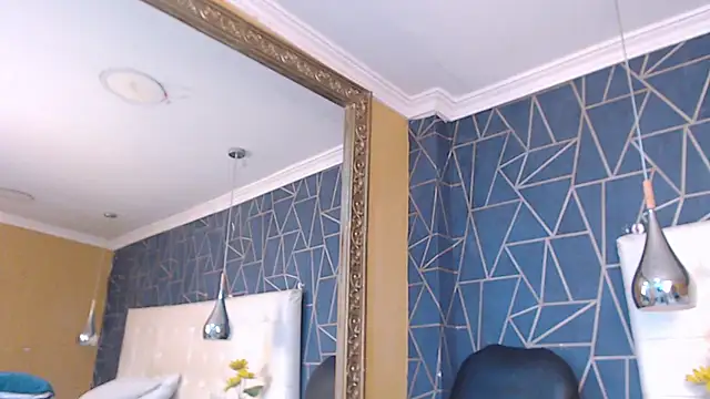 Chat XXX ao vivo de NoaahTylor