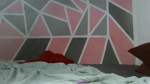 thasmyni Chat XXX in diretta