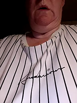 poussychatsn Live XXX chat