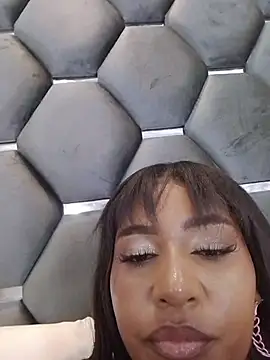 VanessaGlenn: онлайн-секс-чат