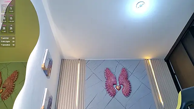 Sara_swift9's Live XXX Chat