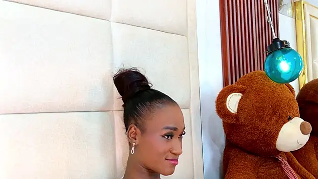 Živý XXX chat Reginadenver