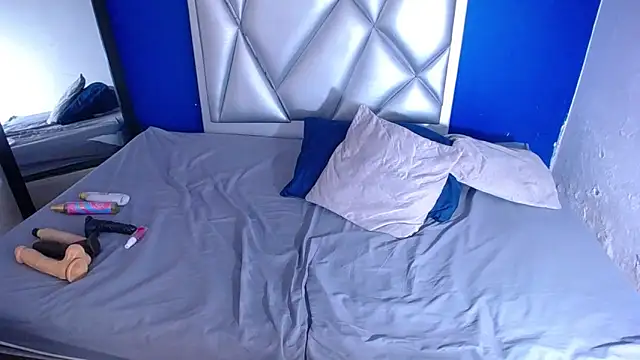 Chat XXX en directo de exotic_karmella