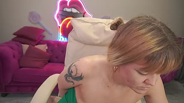 BellaLaPetit Live XXX-Chat