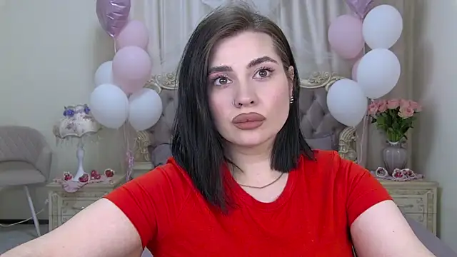 Chatroom XXX en direct de AdrianaTorres