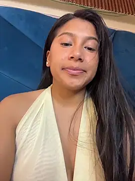 LinnaGardenia 现场XXX聊天