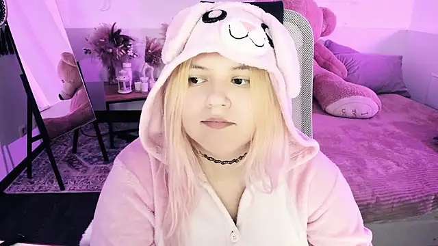 DiaAngell's Live XXX Chat