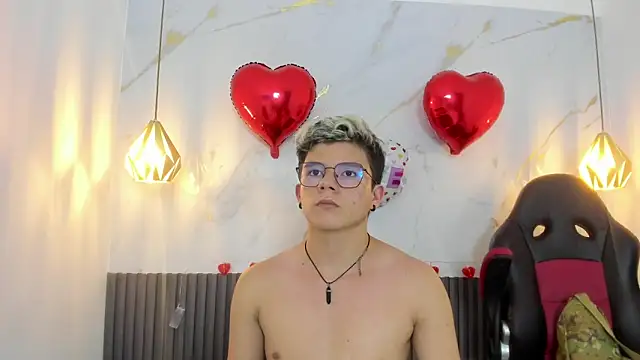 AndyFame1 Chat XXX in diretta