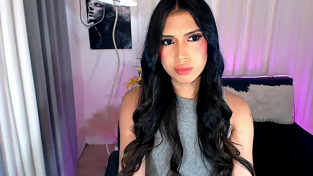 FuckingDolls69 现场XXX聊天