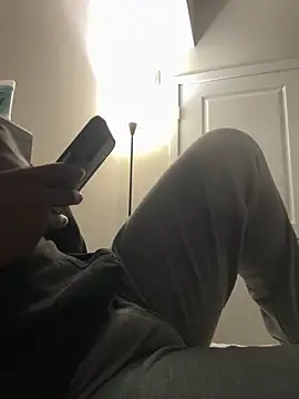 makeherfeelgn Webbikameraesitys