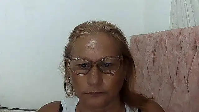 charrysexy1's Live XXX Chat