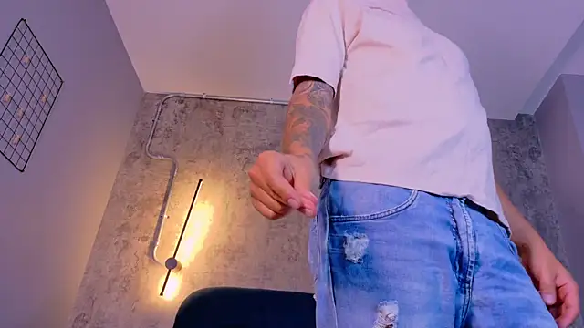 TommyBlue_n Webbikameraesitys