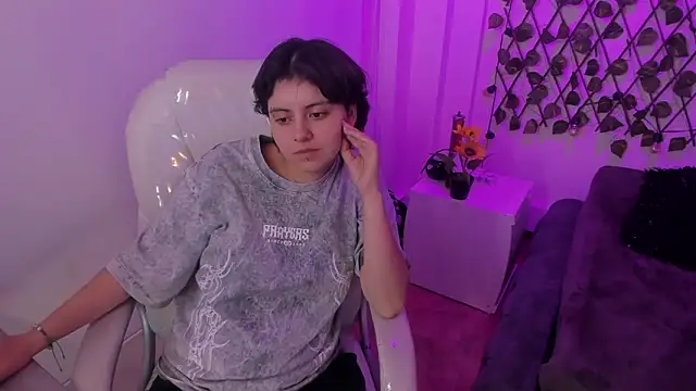 Nathaly_ds 即時 XXX 聊天