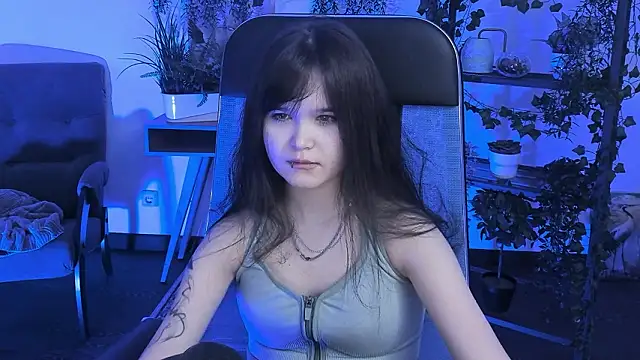 Elainebeness' Live XXX Chat