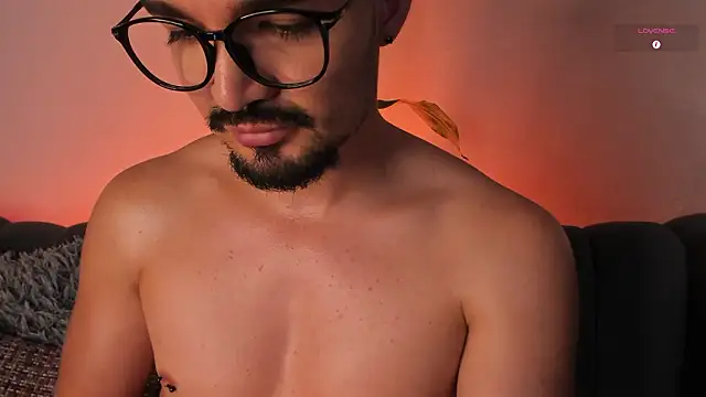 SavageCross1 Webcam show