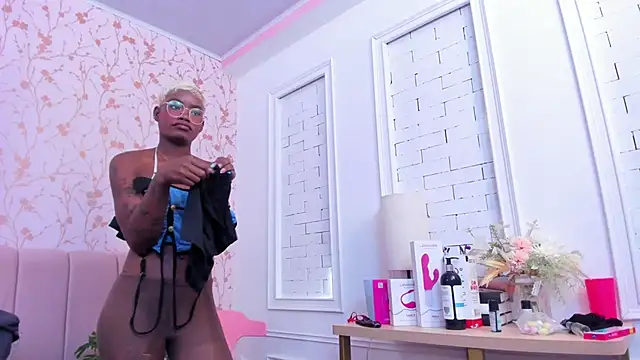 amber-hillのライブXXXチャット